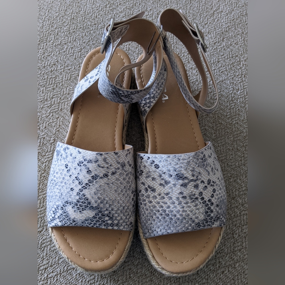 Soda Snakeskin Ankle Strap Espadrilles, size 10